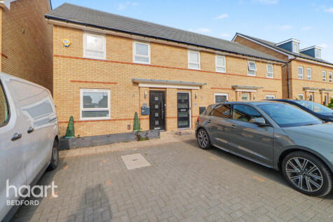 Hummingbird Way, Bedford