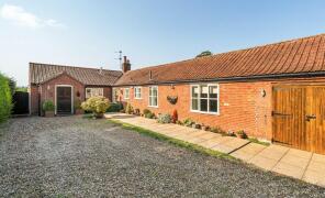 Long Barn, Bale Road, Melton Constable NR24 2PF