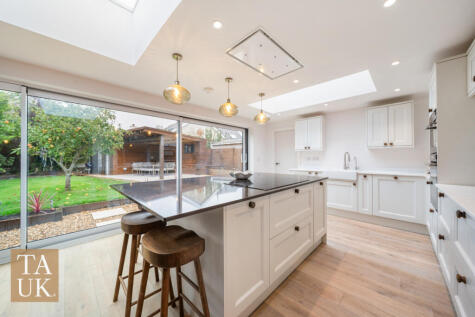 Trigfa Estate, Anglesey, LL72