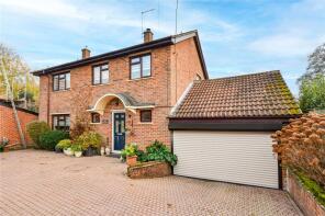 Glebe House, Wilcot SN9 5NS