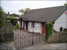 Broadoak, Road From Coombe Road To Junction South West Of Coombe, Coombe, St. Austell PL26 7LN