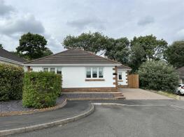 15, Clos Nant Y Ci, Ammanford SA18 3SZ