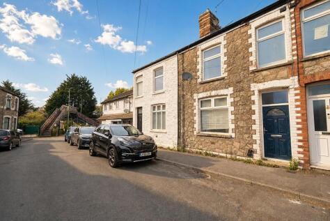 Chamberlain Row, Dinas Powys, The Vale Of Glamorgan. CF64 4PJ