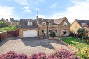 Barnwood, Poplars Lane, Northampton NN6 9SW