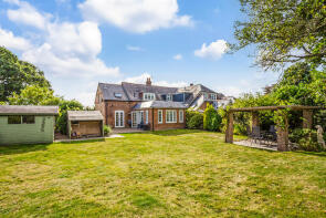 4, Pear Tree Cottages, Green Lane, Chichester PO20 7PT