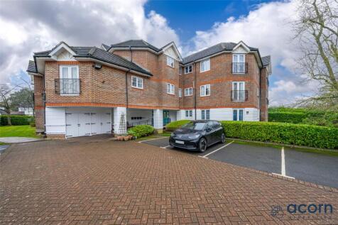 Bartholomew Court, Longcrofte Road, Edgware, HA8