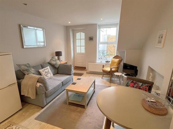 Living Dining Area.jpg