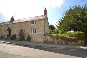 Mays Close, Main Street, Buckingham MK18 5LX