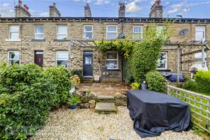 3, Co-operative Terrace, Wooldale, Holmfirth HD9 1QB