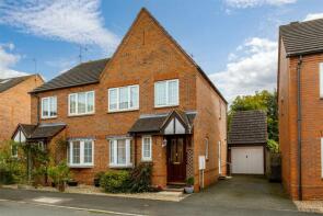 14, Chestnut Grove, Warwick CV35 9DG