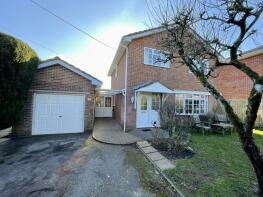 1, Castle Close, Wimborne BH21 5QG