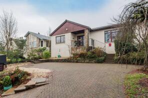 5 Thornbrae, George Street, Howwood, Johnstone PA9 1AR