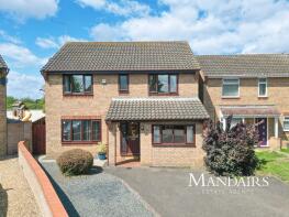 10, Hoylake Drive, Stanground, Peterborough PE7 3BD