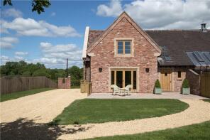 Mortimer Hall, B4214 Stoke Bliss, Tenbury Wells WR15 8RS