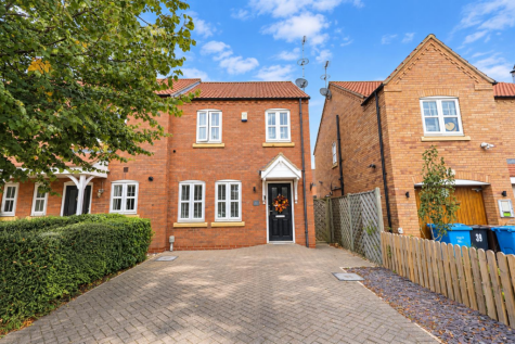 Bowland Way, Kingswood, Hull