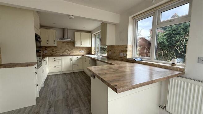 Kitchen/Breakfast Rm