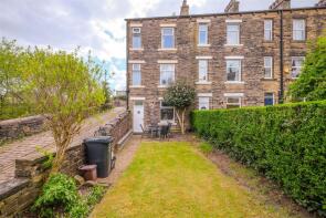 21, Westbourne Crescent, Crossley Hill, Halifax HX3 0PJ