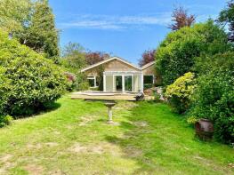 Windsong, Chick Hill, Hastings TN35 4EQ
