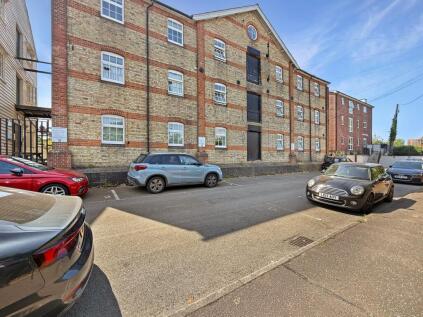 Braintree Road, Witham, CM8