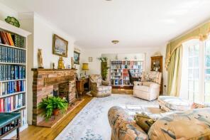 Les Arbres, Moules Lane, Cambridge CB21 4PD