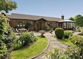 Dove Cottage, Main Road, Nottingham NG13 9DD