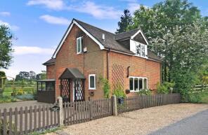 Clamp Coach House, Lodge Hill, Fareham PO17 6LG