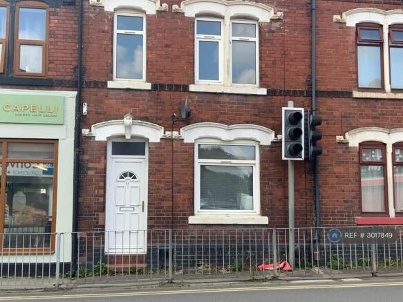52 London Road St5 7el