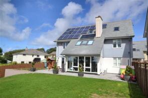 6, Godolphin View, Camborne TR14 7RD