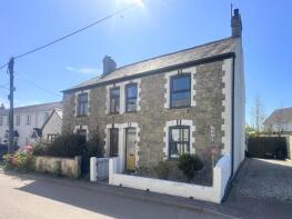 18, Halt Road, Newquay TR8 5LL