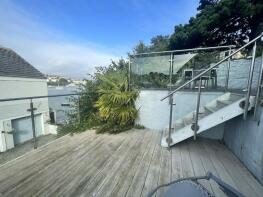 14 Pendeen, St Peters Hill, Falmouth TR11 5TP