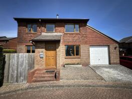 22, Parcandowr, Truro TR2 4TY
