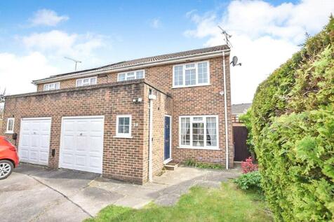 Brewers Close, Farnborough, Hampshire, GU14