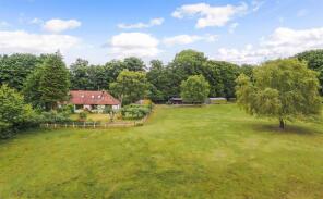 1, Reedens Bungalows, Rectory Lane, Bramshott, Liphook GU30 7QZ