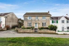 Waters Edge, The Green, Llansteffan, Carmarthen SA33 5LW