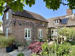 Sunny Cottage, Green Lane, Waterlooville PO7 4SS