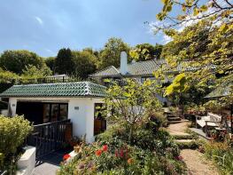 7, The Vale, Brighton BN2 7AB