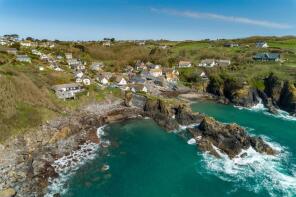 Long Loft, Prazegooth Lane, Cadgwith, Helston TR12 7JY