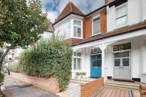Princes Avenue, N3