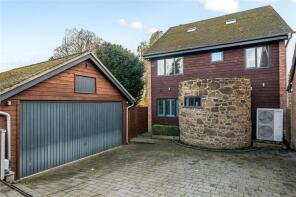 Calosgo, Callow Hill, Rock, Kidderminster DY14 9XB