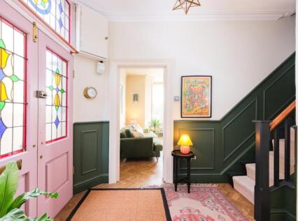 Highdale Avenue, Clevedon