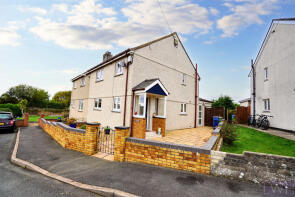 8 Awelon, Bro Sion Wyn, Pwllheli LL53 6NJ