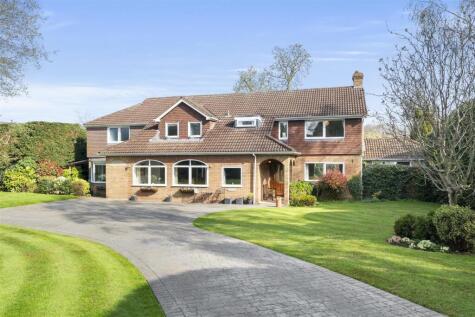 Mountview Road, Claygate