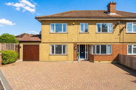 Kingshill Avenue, St. Albans, Hertfordshire, AL4