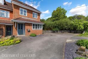 1, St Austell Place, Warwick Road, Dorking RH5 4NJ