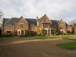 Lordings Mews, Newstead Hall, Lordings Road, Billingshurst RH14 9AW