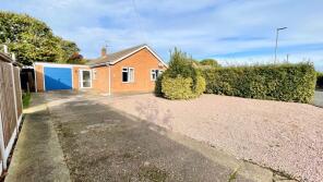 13, Hilltop Close, Eagle, Lincoln LN6 9HG