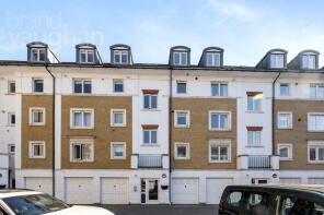 Flat 28, Merton Court, The Strand, Brighton Marina, Brighton BN2 5XY