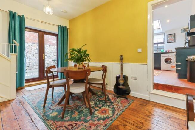 Sitting/Dining Room