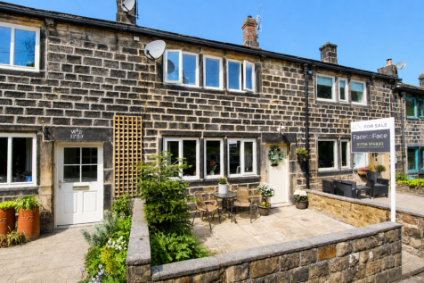 Square Road, Todmorden, OL14