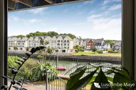 Barton Road, Plymouth, PL9 9RQ